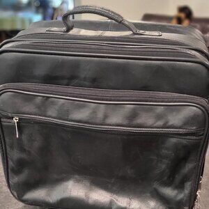 Samsonite Black Leather 2.0 Wheeled Business Briefcase/ Carry On